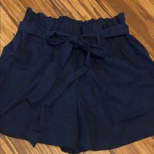 Navy Linen-look paper bag shorts- Lg
